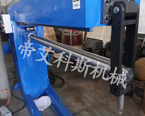 自動環(huán)焊壓縫機(jī)